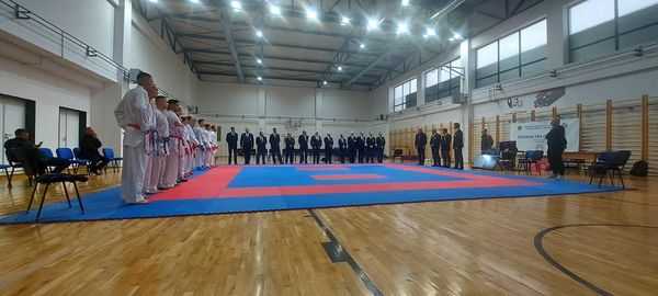 Seminar teorik si dhe praktik për referë/gjyqtar tê Federatës së karatesê sê Kosovês me kryesuesin e komisionit botêror dhe europian të referëve z.Javier Escalante.