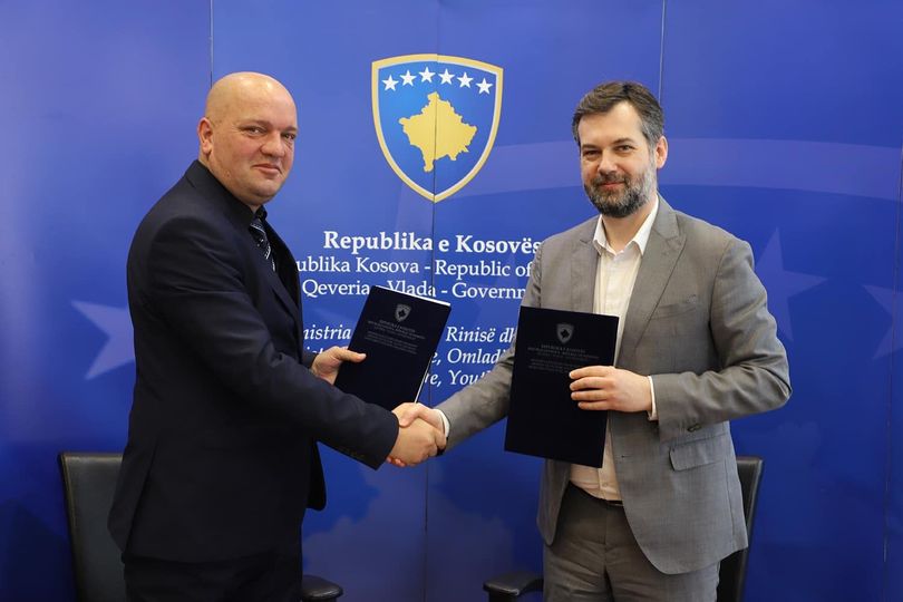 Është nënshkruar memorandumi mes Ministrisë e Kulturës Rinise dhe Sporteve me Federatën e Karatesë e Kosovës